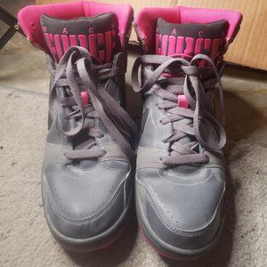 Nike Mach Force Sneakers